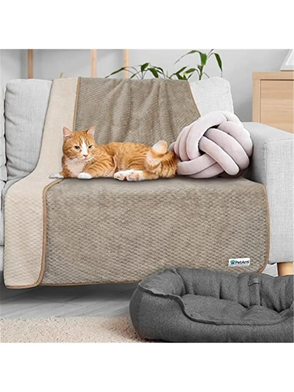 Waterproof Dog Blanket Pet Couch Cover Fleece Leakproof Sofa Bed Throw